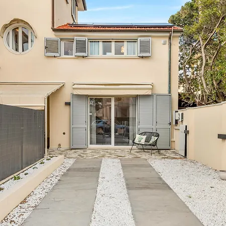 Villa Daniela, Cozy In Lido Di Near The *